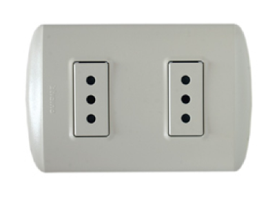 ENCHUFE DOBLE EMBUTIDO MARISIO — Constructor Center Chile