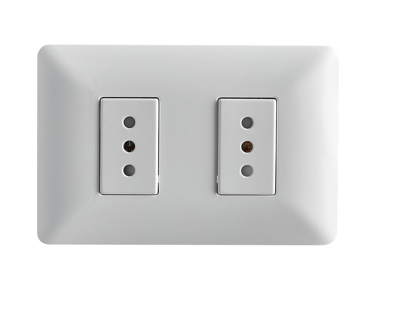 ENCHUFE DOBLE EMBUT BLANCO STANFORD — Constructor Center Chile